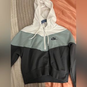 Nike cropped hoodie